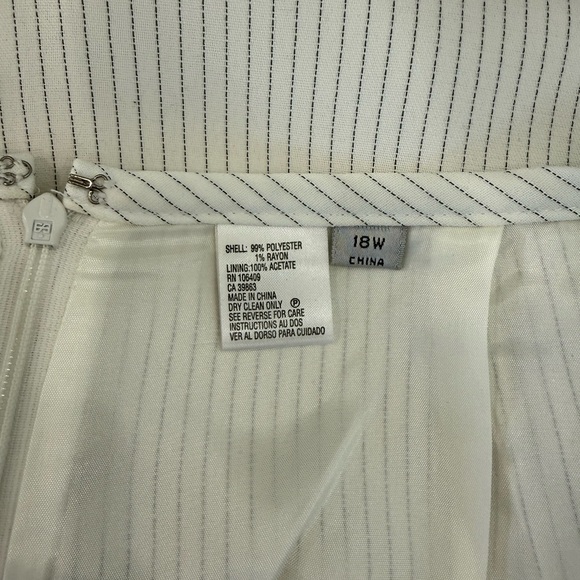 Tahari Ivory Pinstripe Suit - Picture 8 of 9